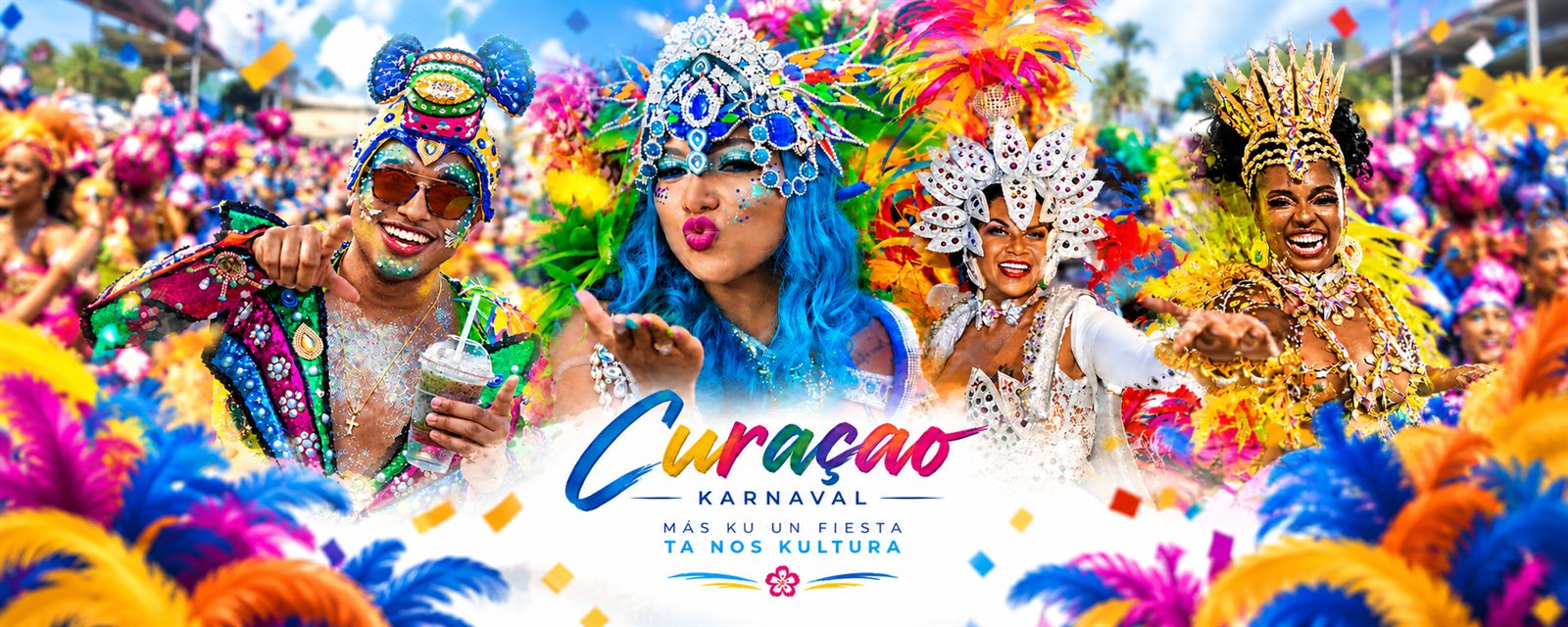 Hendenan di Karnaval ku kostüm di pluma riba e ruta di Karnaval na Kòrsou. E teksto riba e potrèt ta bisa: Curaçao Karnaval — Más ku un fiesta, ta nos kultura.